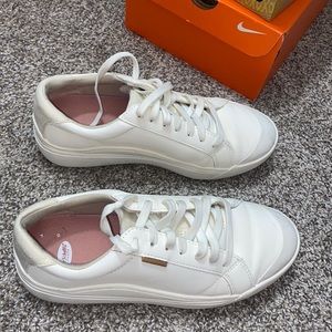 De scholls side 7.5 in very good condition